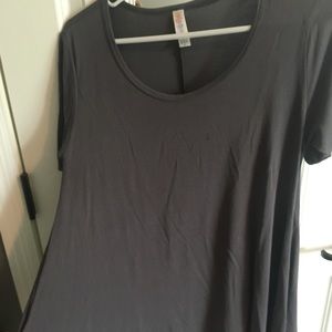 Slate gray LuLaRoe perfect tee